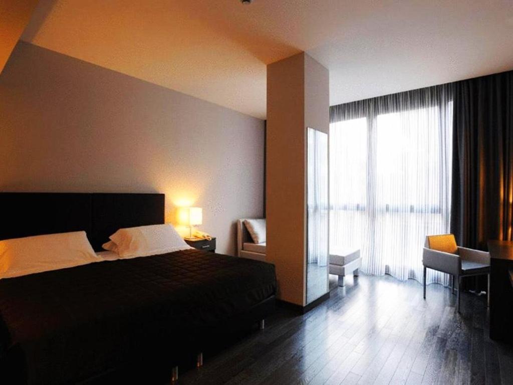 Park Hotel Sporting Teramo Bagian luar foto