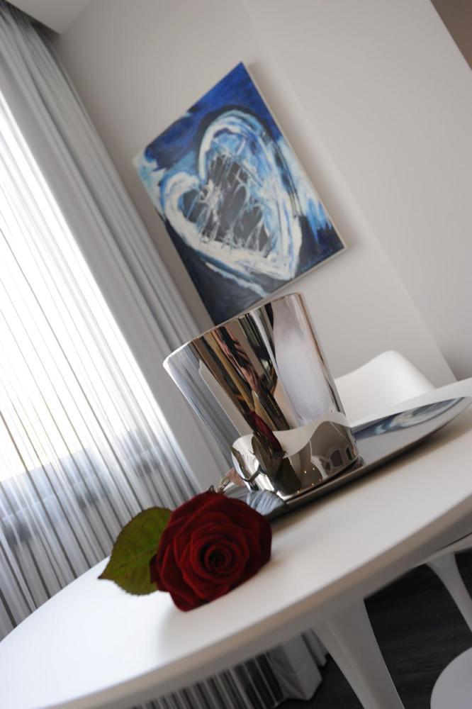 Park Hotel Sporting Teramo Bagian luar foto
