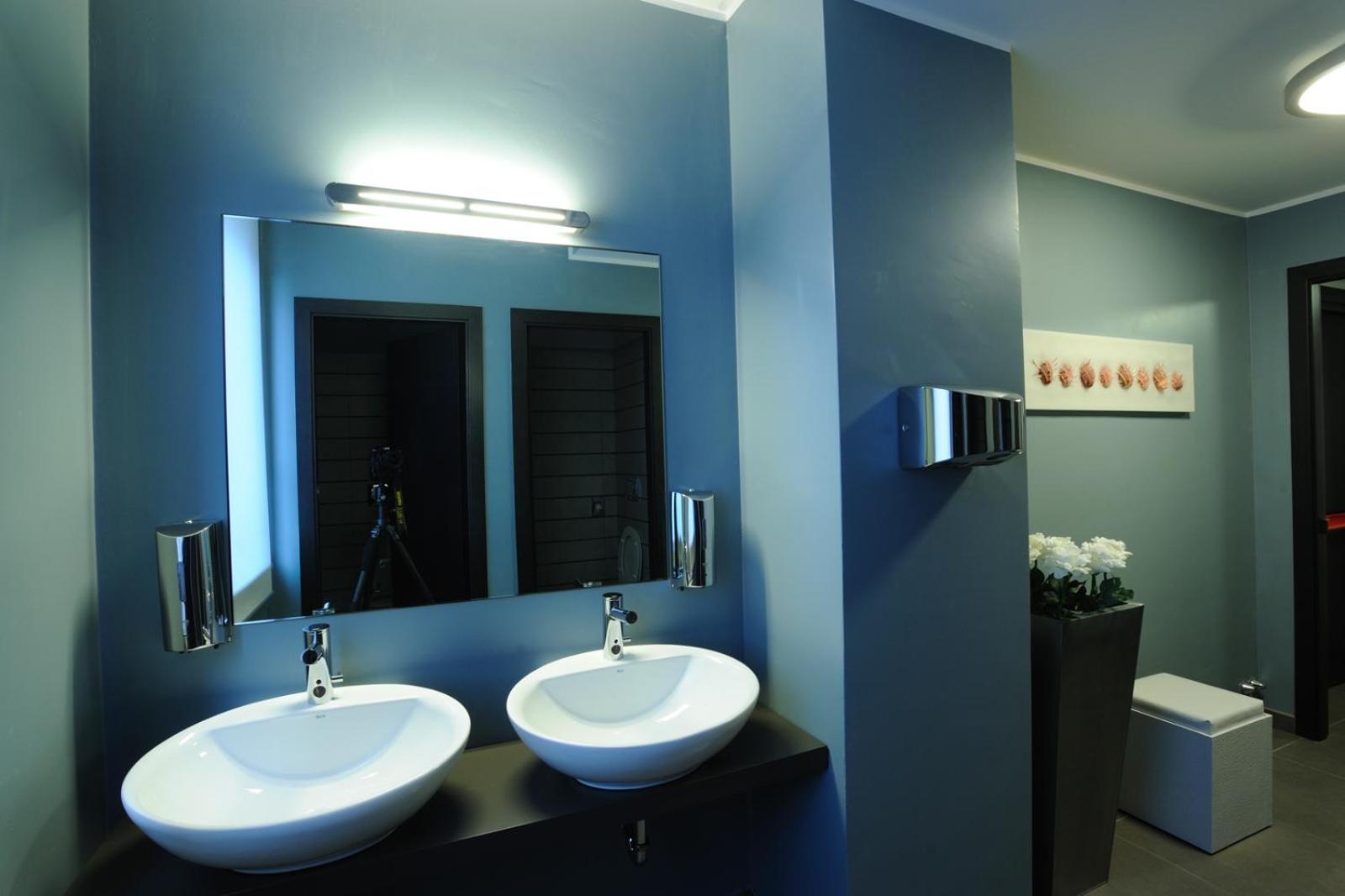 Park Hotel Sporting Teramo Bagian luar foto